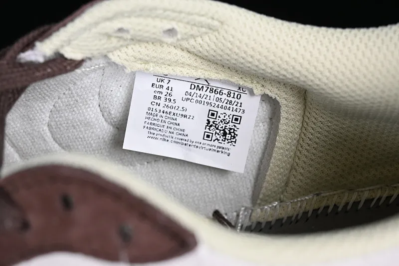 All Categories Air Jordan Jordan Series Basketball Shoes Air Jordan 1 Low Travis Scott x Air Jordan 1 Low OG AJ1 Joe 1 Reversed Overhook Joint Style Casual Sports Basketball Shoes DM7866-810